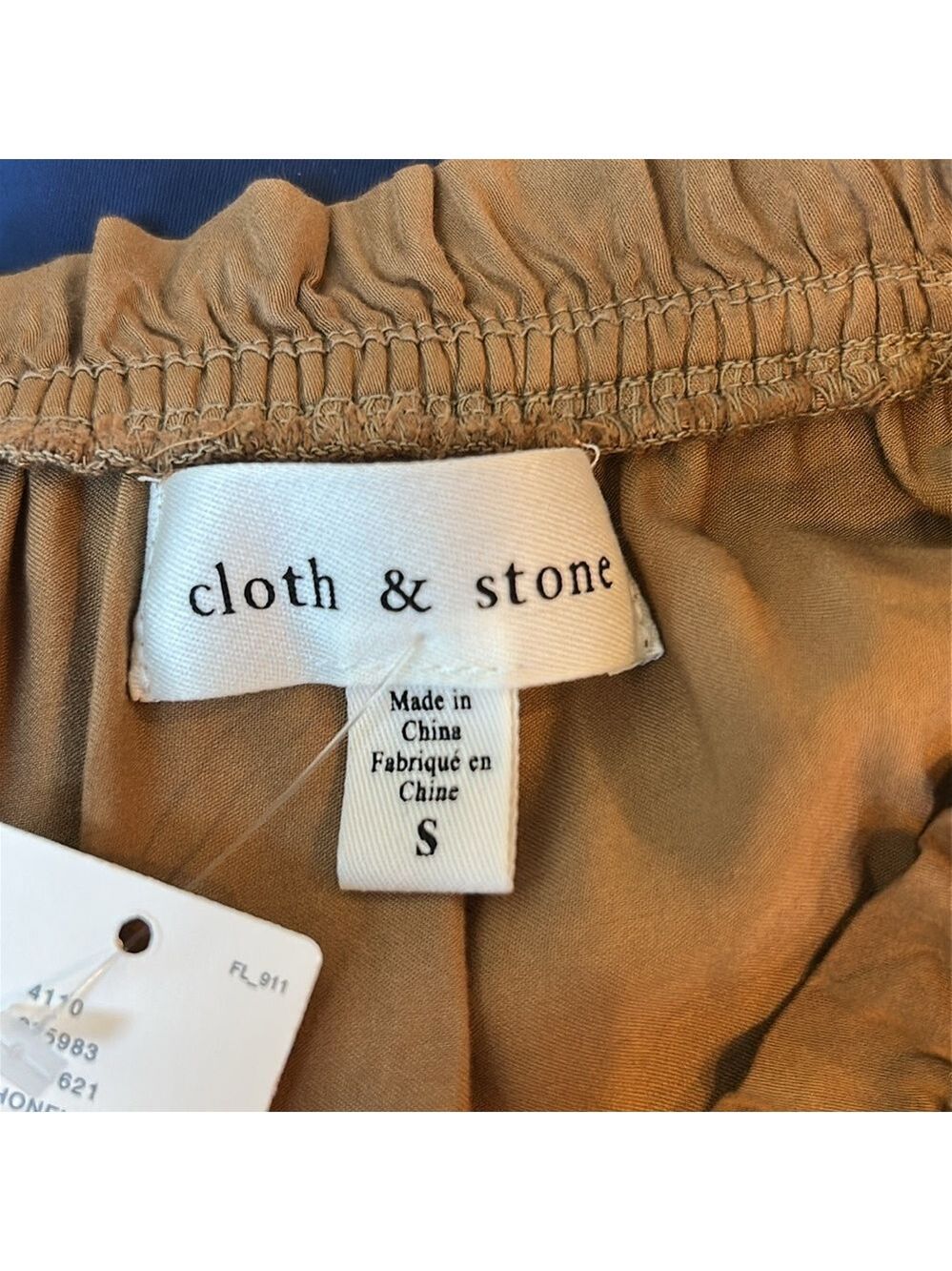 NWT Anthropologie Cloth & Stone Tan Peasant Top Size Small - Picture 4 of 7